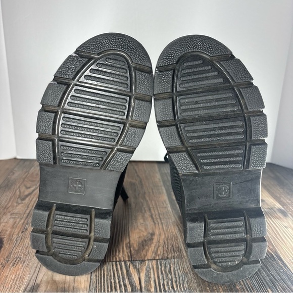 Dr. Martens Boots Womens 6 Combat Military Hardcore Edgy Lace Up Streetwear Docs - Picture 8 of 9